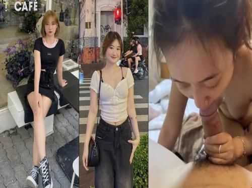 강아지 자세를 바꾸고, 나는 여전히 내 손으로 내 엉덩이를 가져가