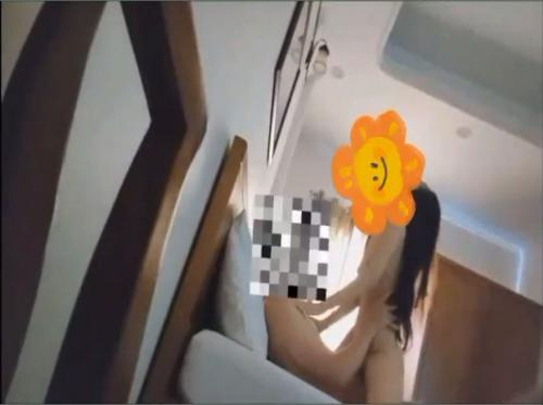 馬に乗っている小柄な学生をこっそり撮影 - Viet69