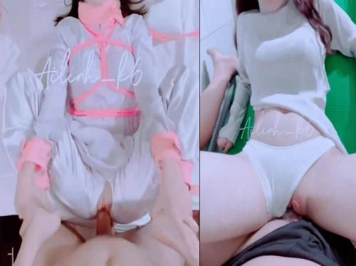 Ái Linh em nữ sinh thần dâm trong bộ áo dài - Viet69
